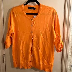 V-Neck Quarter Sleeve Cardigan